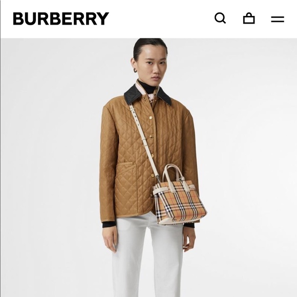 “ Sold” NWT Burberry Vintage Banner - Picture 8 of 8